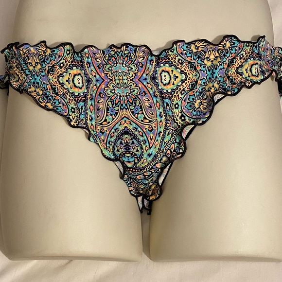 COPY - Victoria’s Secret The Ruffle Cheeky Paisle… - Picture 3 of 8